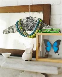 Toille Hangers